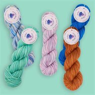 Oxford Violet Jane Worsted variegated garen
