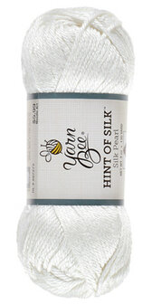 Lammy Yarn Bee Hint of Silk Silk Pearl 12 kleurtint zacht wit