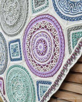 Labyrinth Blanket  van Scheepjes Colour Crafter garen haakpakket 