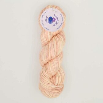 Oxford Violet Jane Worsted variegated 50072 Himalayan Salt