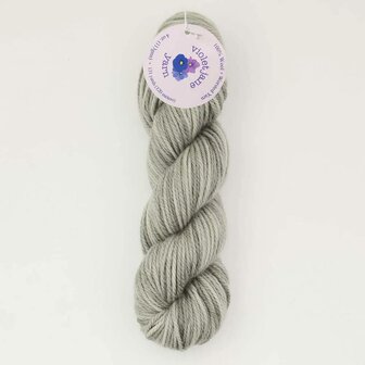 Oxford Violet Jane Worsted variegated 50084 Not Even a Mouse