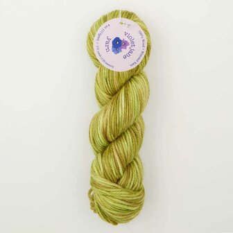 Oxford Violet Jane Worsted variegated 50100 Wax Bean