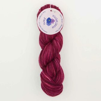 Oxford Violet Jane Worsted variegated 50102 Black Raspberry