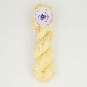 Oxford Violet Jane Worsted variegated 50106 Buttered Popcorn