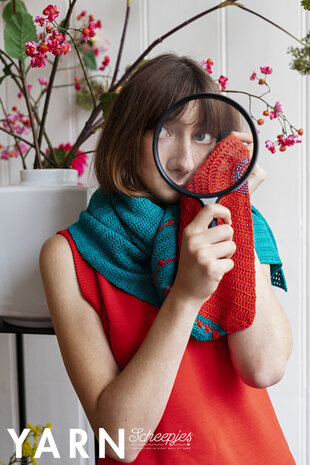 Blooming Wrap sjaal gemaakt van Scheepjes Bamboo  Soft met Toho kralen - door Christina Hadderingh  kleur Oranje/Groen garen haakpakket + kralen