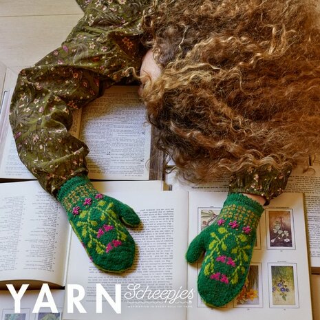 Scheepjes YARN Bookazine 12 Romance