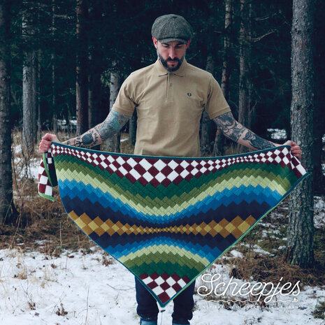 Landscapes Shawl Mal  Jämtland Kleurstelling  van Scheepjes Scrumptious garen pakket.