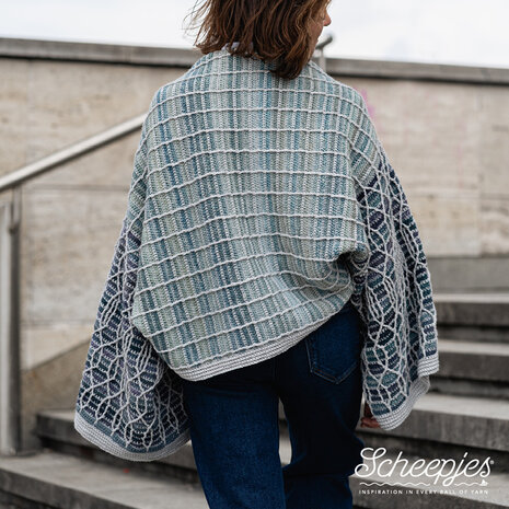 Shape Play MAL Shawl gehaakt van Scheepjes Unity