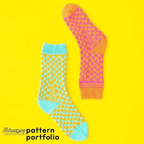 Scheepjes Pattern Portfolio Arcadia verschillende jacquard gebreide sokken