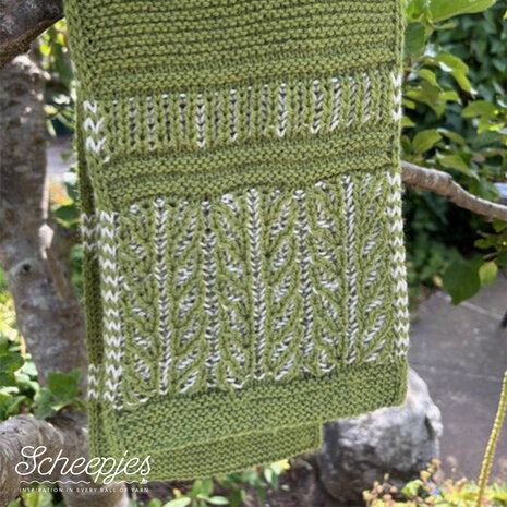 Among the Leaves Scarf Scrumptious‑versie garen pakket