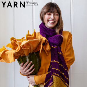 Blooming Wrap sjaal gemaakt van Scheepjes Bamboo  Soft met Toho kralen - door Christina Hadderingh  kleur Geel /Paars  garen haakpakket + kralen